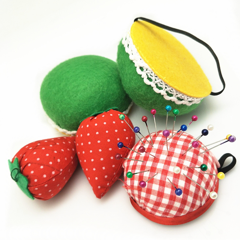 1pcs Strawberry Shaped Needle  - Sewing Pin Cushion ulasan dan harga