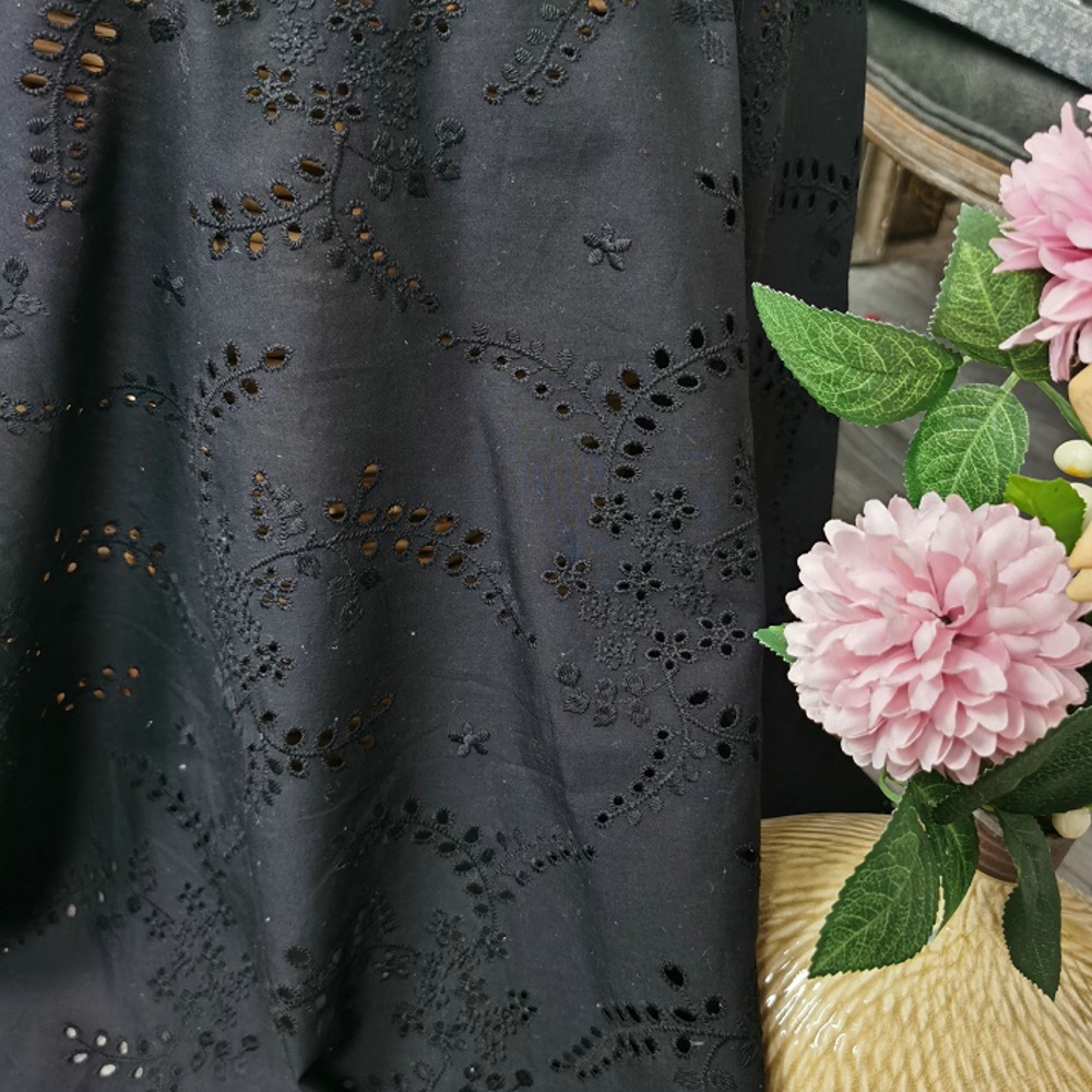 High-quality black hollow-out  - Sewing Eyelet Fabric ulasan dan harga